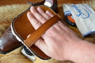 Бархотка для обуви: назначение и инструкция по изготовлению